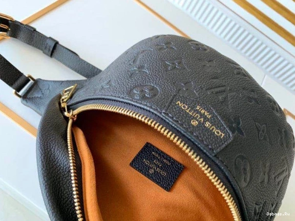 EXCHANELUSIVE BUMBAG VUITTON DIGITAL LOUIS MONOGRAM - PRELAUNCH EMPREINTE 0405